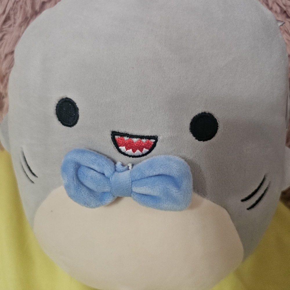 Original Squishmellow GORDON 8 INCH